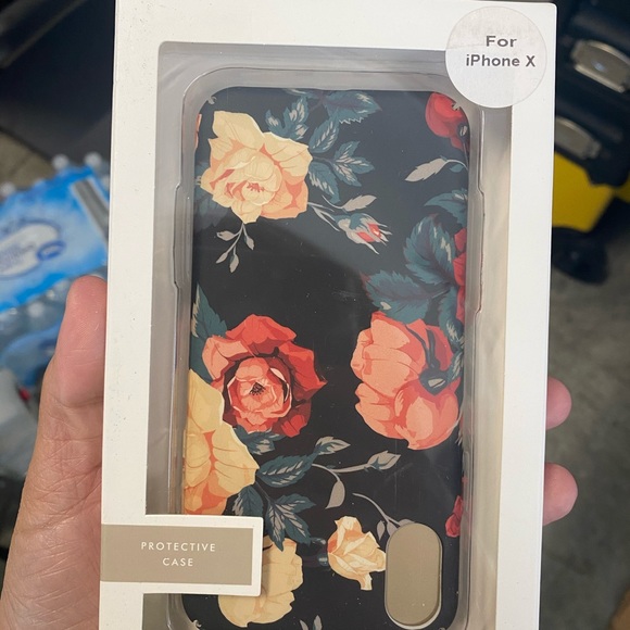 iPhone X case - Picture 2 of 3